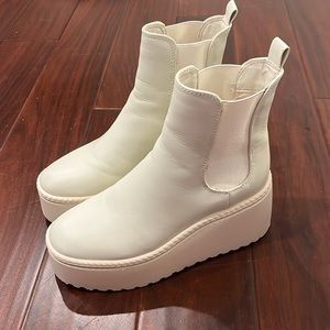 Nine West ivory wedge booties size 6.5